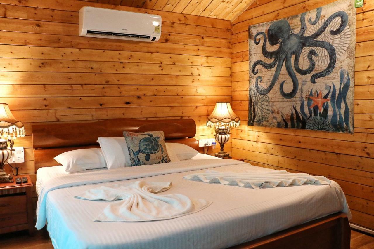 Montego Bay Village - Resort